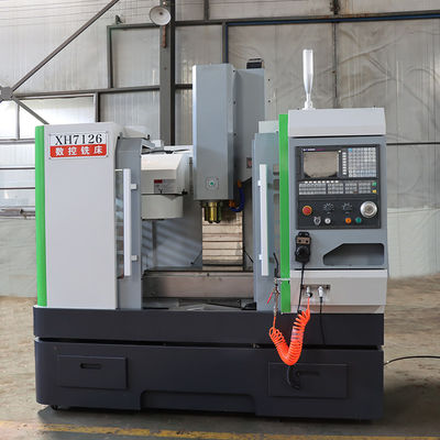 Centro di lavorazione di macinazione verticale del servomotore del centro di lavorazione XH7126 di profilo di alluminio di CNC di vendita diretta della fabbrica